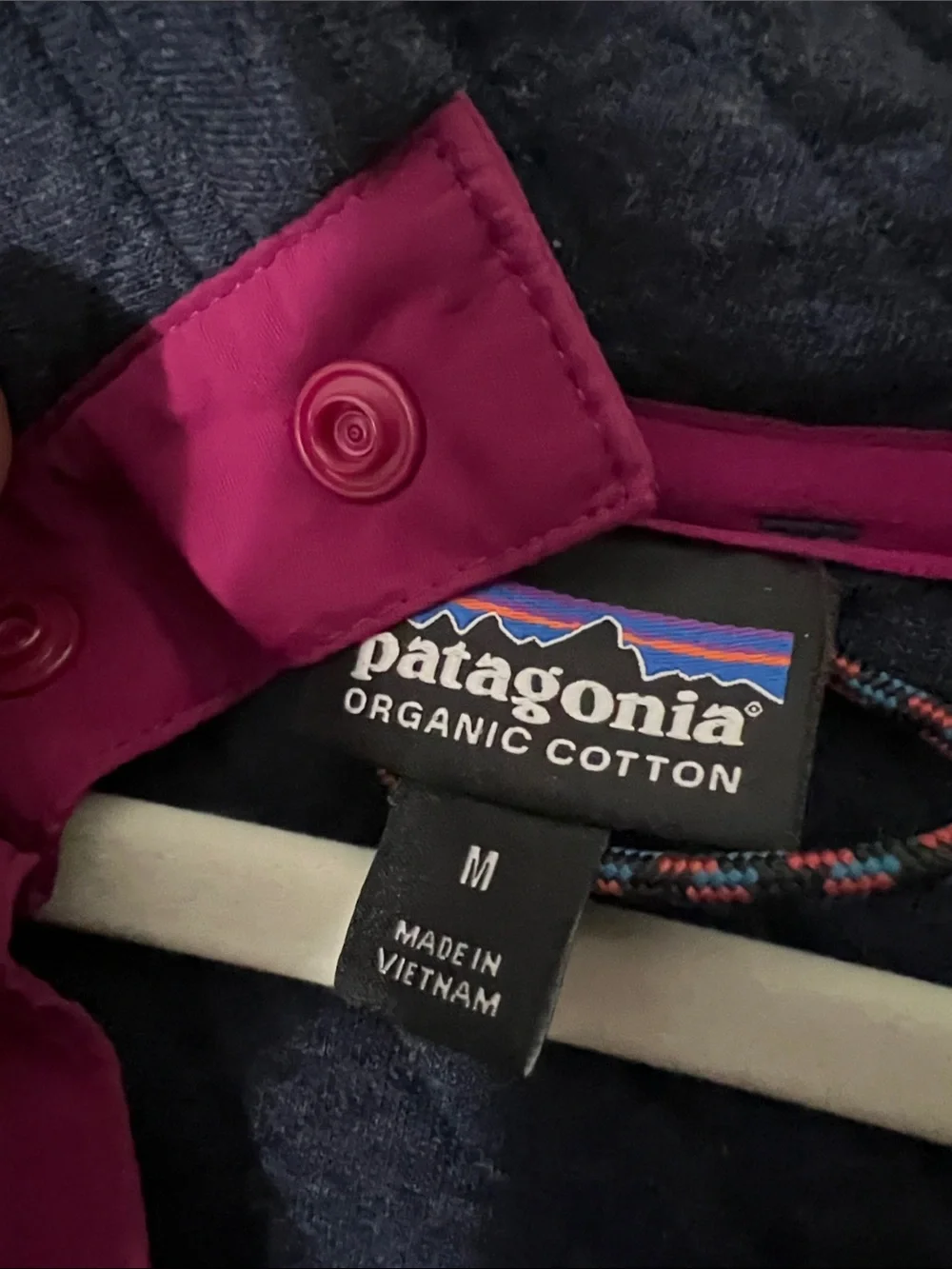 Patagonia Men’s Navy Quilted Crewneck Pullover with Magenta Accents